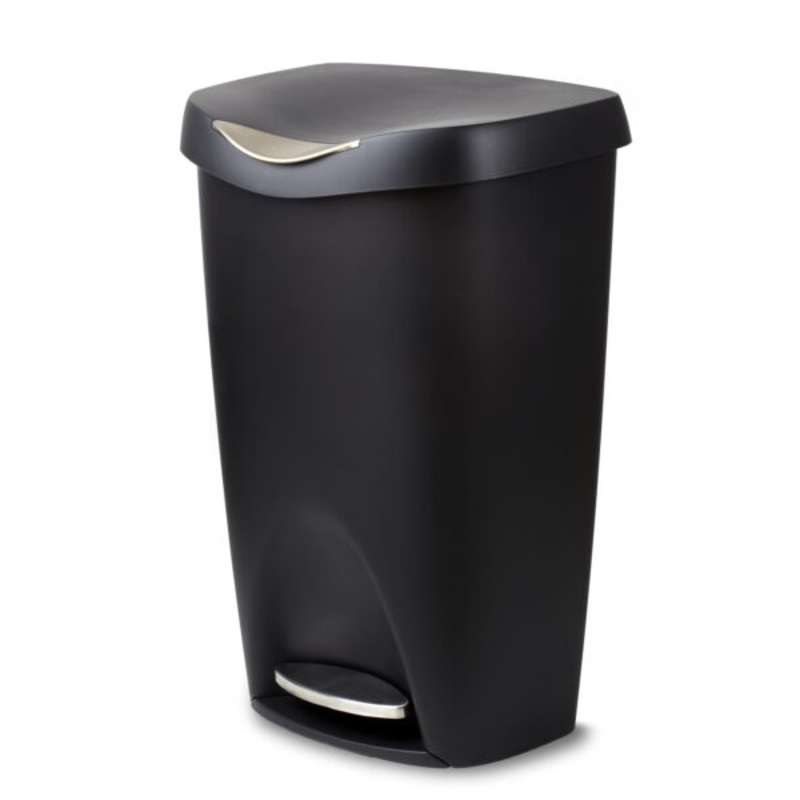Umbra 13 gal Brim Plastic Step Soft Close Lid Kitchen Trash Can, Black | Bigbigmart.com