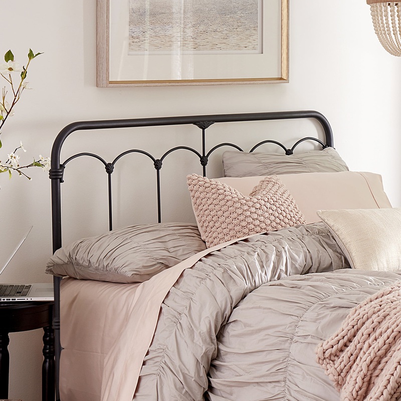 Hillsdale Furniture Jocelyn Vintage Metal King Headboard, Black Sparkle | Bigbigmart.com