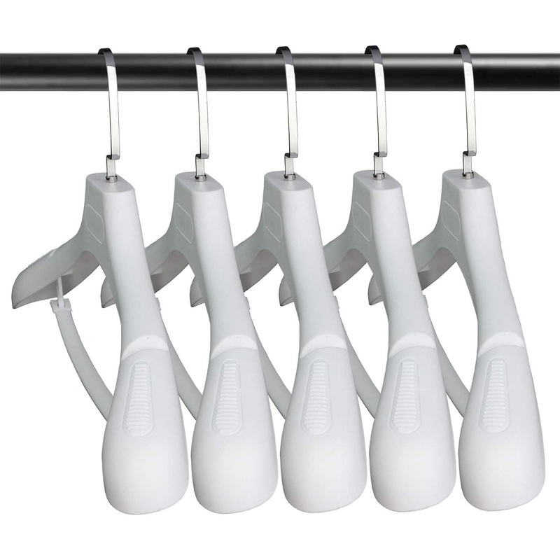 Plastic Extra Wide Suit Hangers, Pack of 15, Width: 17.7,Notched Shoulders & Swivel Hooks, White | Bigbigmart.com