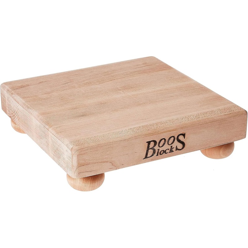 John Boos Boos Block B Series Square Wood Cutting Board with Feet, 1.5-Inch Thickness, 9 x 9 x 1 1/2, Maple | Bigbigmart.com